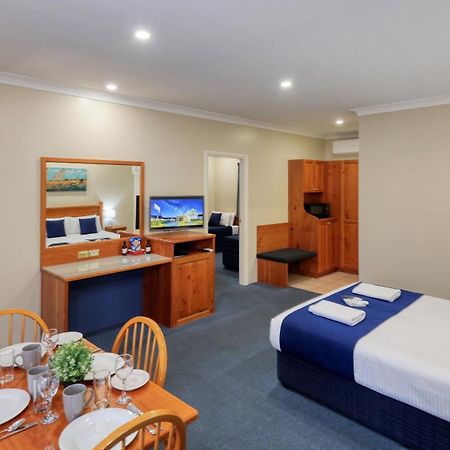 Breakout Motor Inn Cowra Exterior photo
