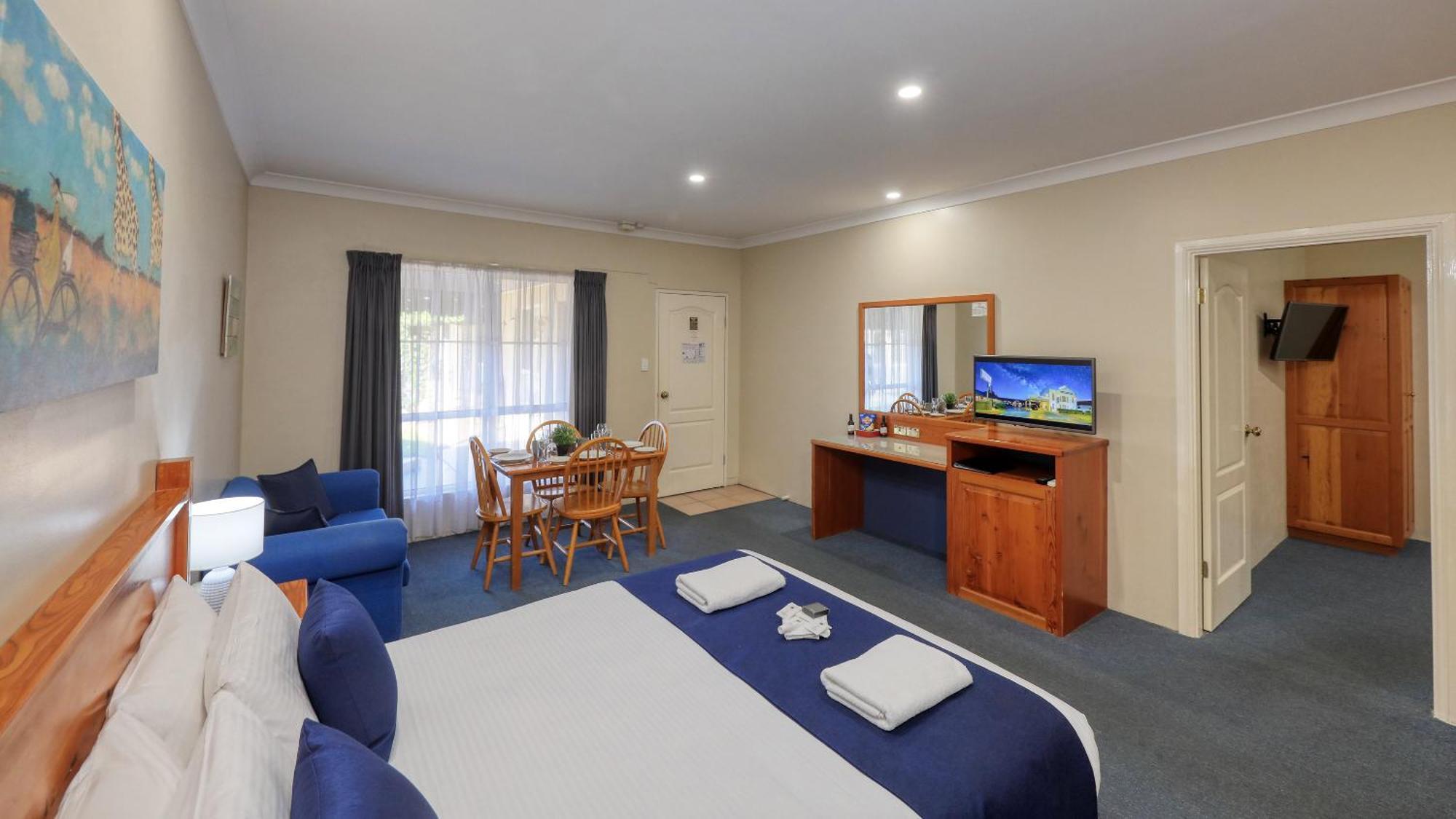Breakout Motor Inn Cowra Exterior photo