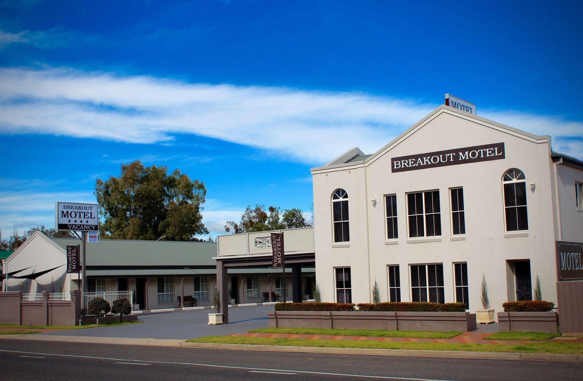 Breakout Motor Inn Cowra Exterior photo